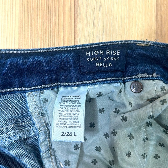 Lucky Brand Bella High Rise Curvy Skinny 2/26 Long Blue - Picture 3 of 3